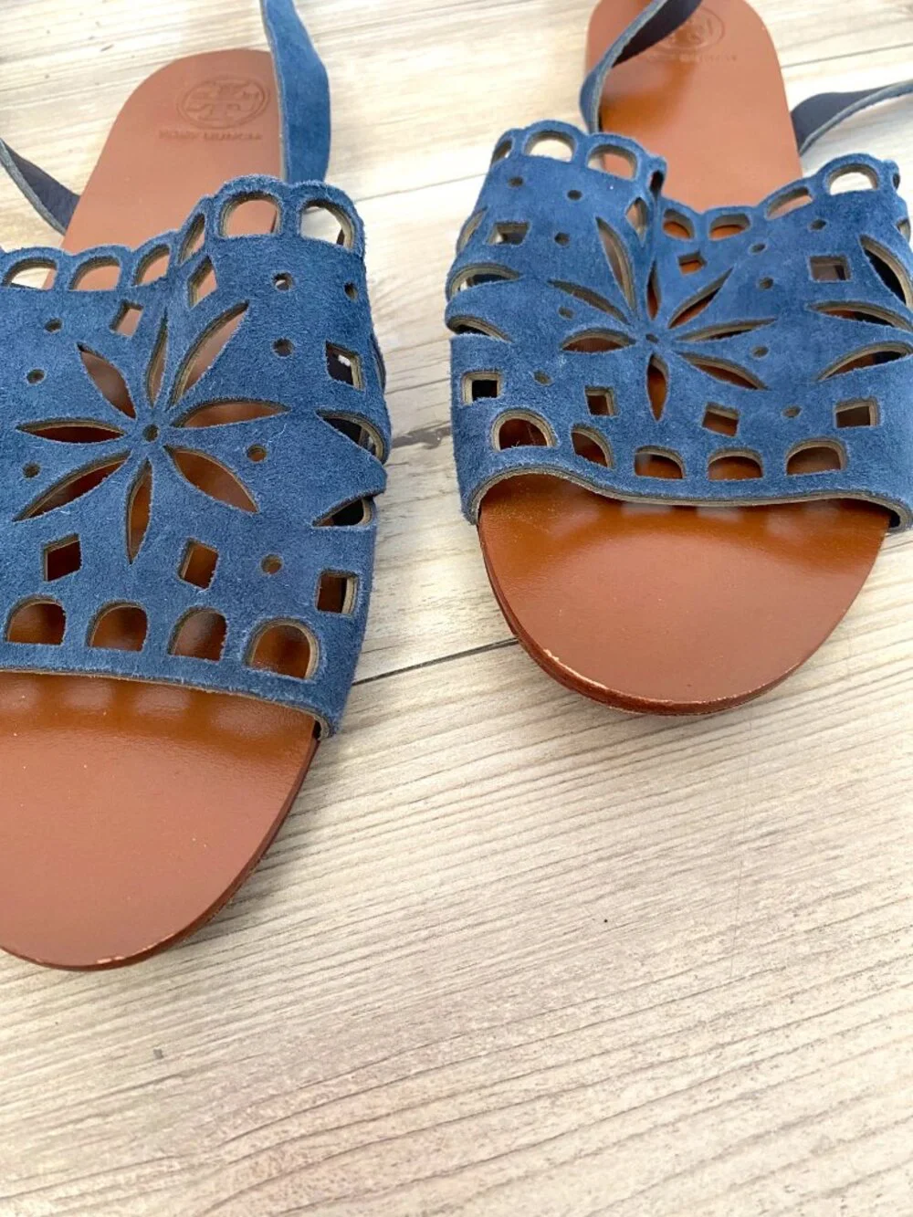 Tory Burch Navy Blue Suede Cutout Detail Sandals - Size 8